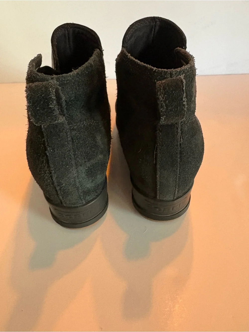 Sorel Evie Women's Black Leather & nu buk Chelsea Ankle Booties size 6.5